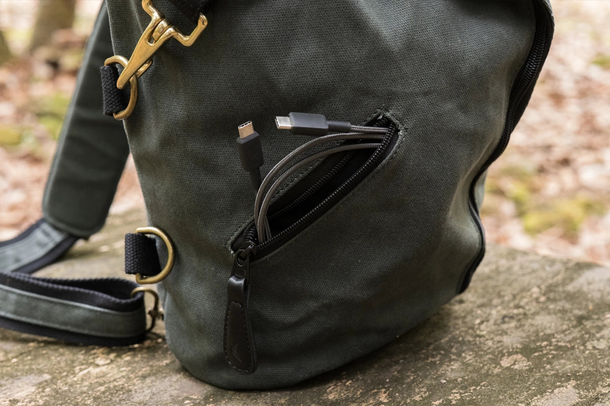 DD Crosswind Sling Bag - Olive Green