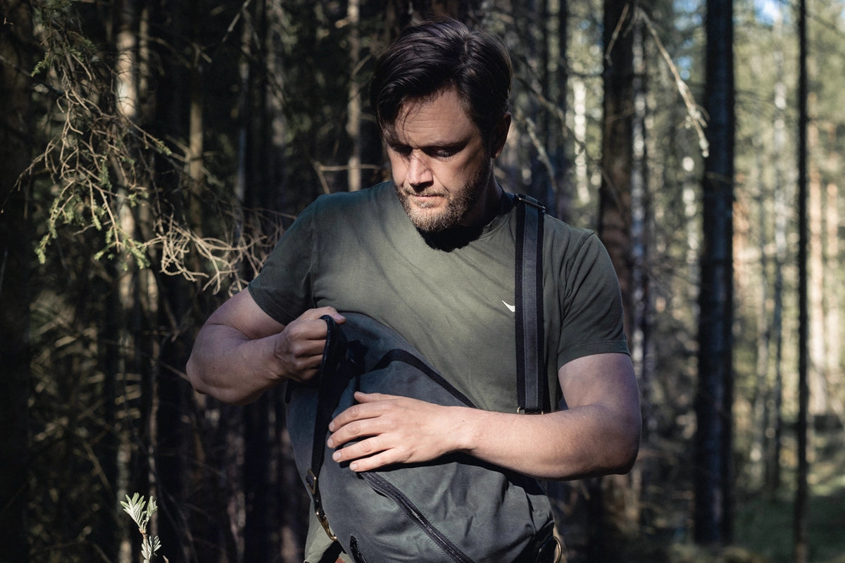 DD Crosswind Sling Bag - Olive Green